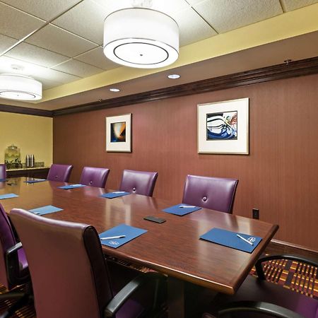 Hampton Inn I-10 & College Drive Батон-Руж Экстерьер фото