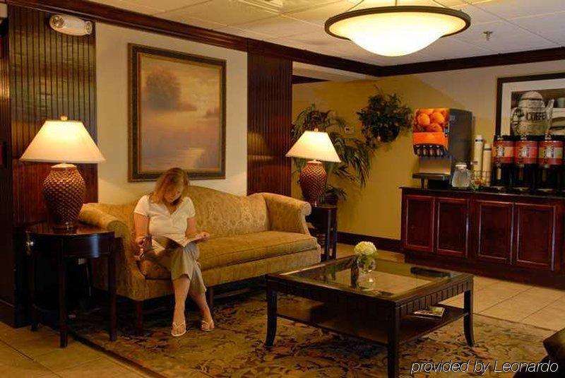 Hampton Inn I-10 & College Drive Батон-Руж Интерьер фото